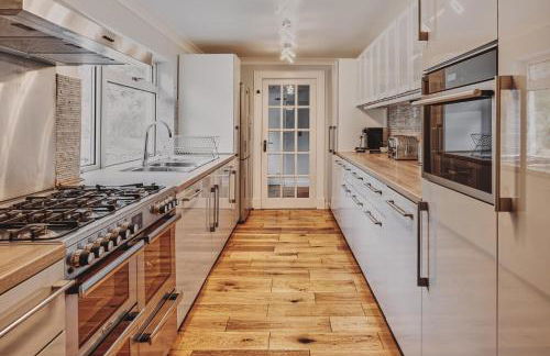 Loch Ness Mansion - Photo 7