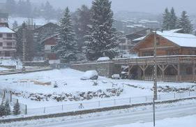 Studio MARMOTTE FONT-ROMEU 4 personnes avec balcon Résidence VAL SOLEIL entièrement rénové en juin 2021 place de PARKING & WIFI gratuit , draps & serviettes de toilettes non inclus, sabanas y toallas no incluidos - Foto 4