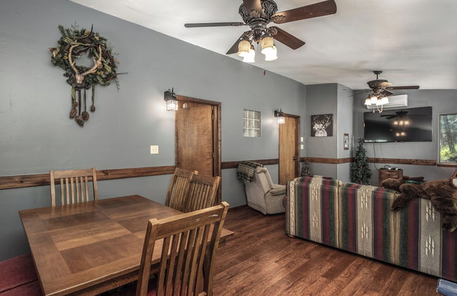 Tis Holiday Haus by Ruidoso Vacation Rentals - Foto 18