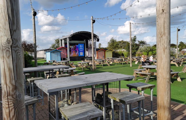 8berth- Smarttv- Closetobeach- Familyfriendly - Foto 24