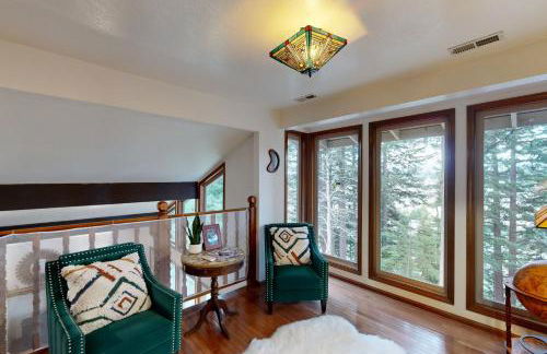 The Pony Creek Forest Retreat - Photo 12