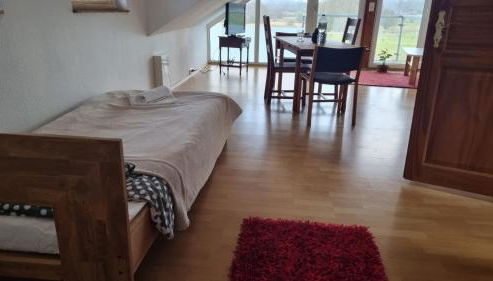 Nature & Local Transport - Foto 3