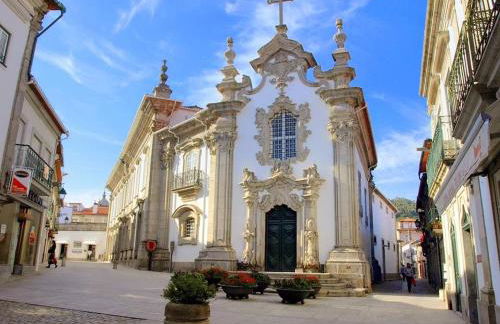 VIANA é AMOR apartamento no centro histórico - Foto 26