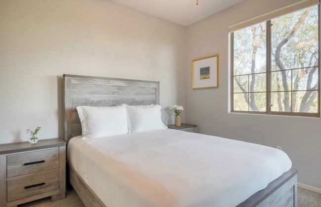 Desert Village Vista by Avantstay Patio w/ Fire Pit, Pool Access - Foto 3