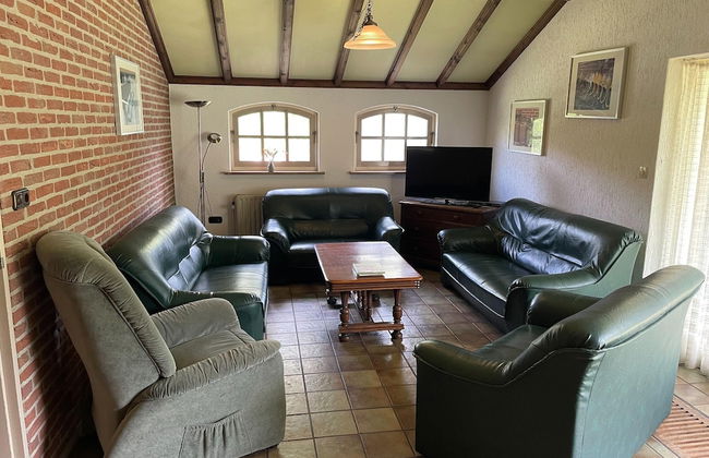 Family Farmhouse With Go-karts - Photo 11