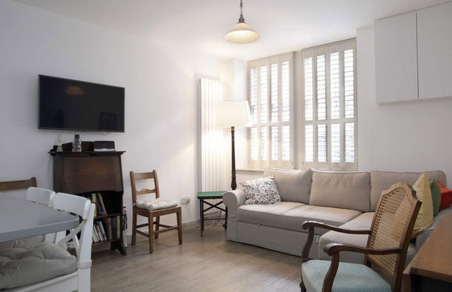 Quiet Ground Floor Mews Flat and Parking - Foto 21