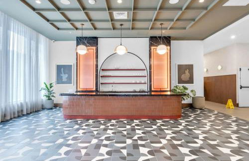 Chic Downtown Miami 2BR City Views Rooftop Pool - Foto 5