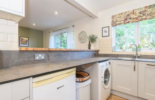 Pass the Keys Family Friendly home in Baildon Court-Free Parking - Foto 14