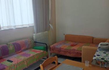 Γκαρσονιέρα κοντά στο πανεπιστήμιο, περ κόμβος ΤΕΙ - Foto 1