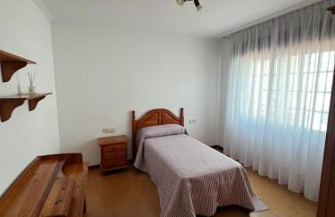 Piso Super Espacioso en Cambados Centro - Foto 6