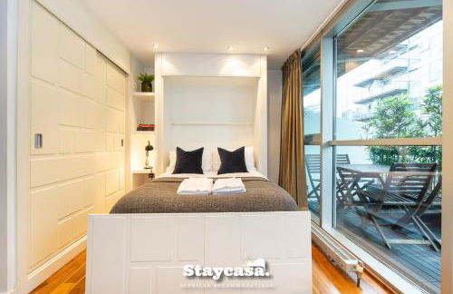 Sunset Haven Studio with Balcony and Free Parking - Foto 9