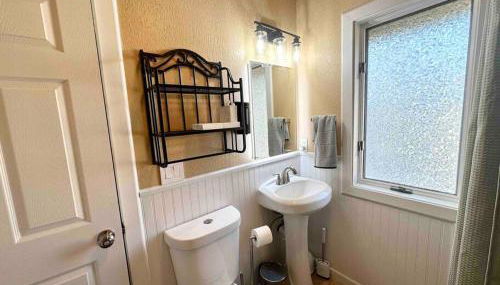 Cozy Cabin in the City of Winnemucca plus GYM - Foto 5