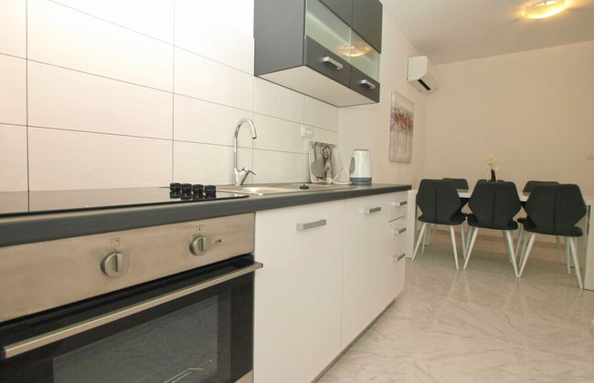 Apartment 1670 - Photo 21