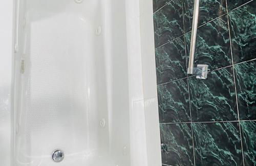 Nice 2 bedrooms, Massage Seat, close to New York, THE BEST CHOICE!! - Foto 45