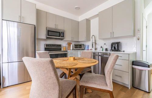 Townhome | Zoo | Rooftop views | Easy parking - Foto 6