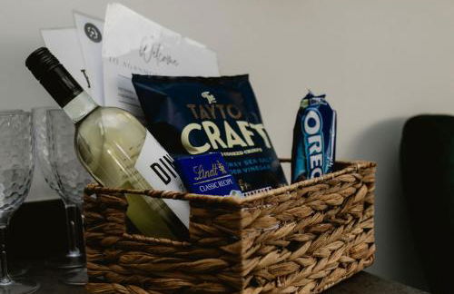 Luxury 2 Bedroom Glamping Pod with Hot Tub at Aganmore Farm Glamping - Pod 2 - Foto 12