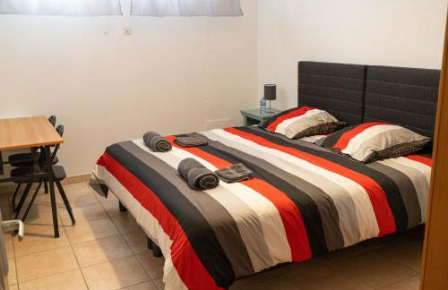 Gites Velaux Ecureuil et Pinède - Photo 28