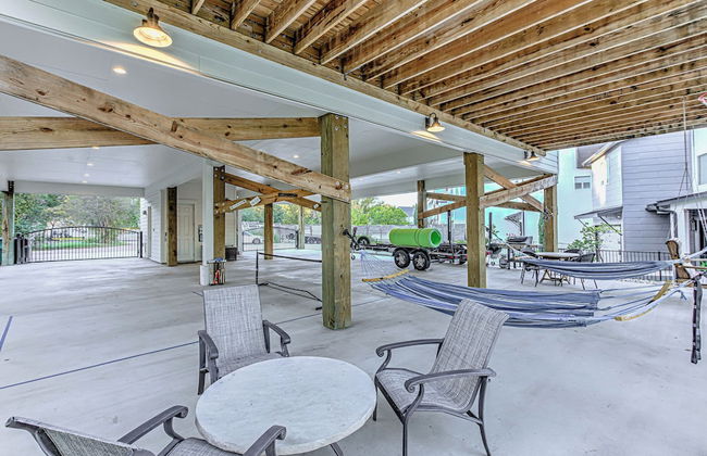 Immaculate Waterfront Home for 16 w/ Private Dock! - Foto 55