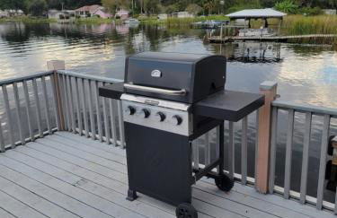 Lake House Retreat - Photo 20