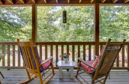 3 Mi to Natl Park Townsend Apt on Little River! - Foto 1