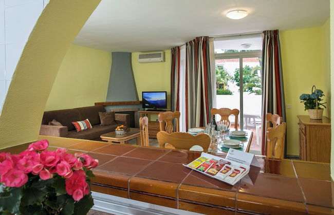 Apartamentos Ona Campanario - Photo 21