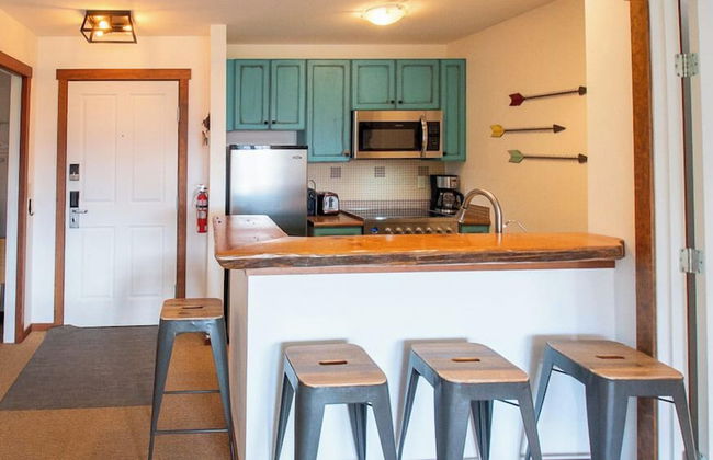 Snow Creek Lodge by Fernie Lodging Co - Photo 76