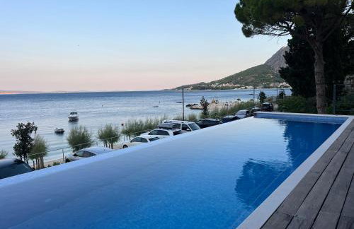 Infinity N5 Villa Brzet - Foto 1