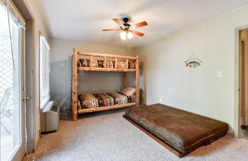 Chalets Resort LAKEFRONT Cottage Free Amenities Amazing views Kayaks 2 Pools - Foto 5