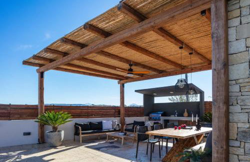 Solis Villa, with Heated Pool & 5 minutes to Beach, By ThinkVilla - Photo 15