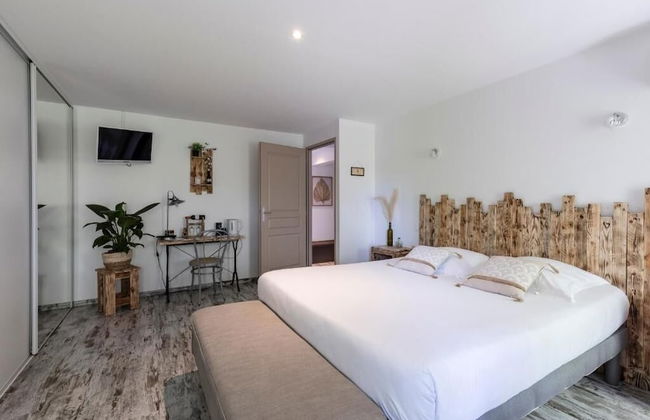 Château Pierre de Montignac - Foto 4