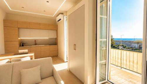 MONACO - MENTON - SEA VIEW - FULL CLIM - 2 BEDROOMS - PREMIUM LOCATION - LUXURY RENOVATED - PARKING - BALCONY - BEAcH and SUN - Foto 2