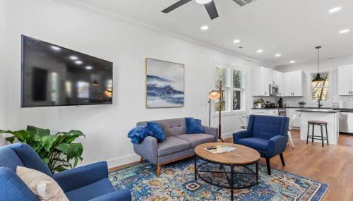 New•Downtown• OneTreeHill Bridge - Foto 3