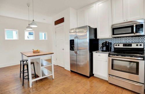 Fountain Square Gem with Rooftop Patio & Fire Pit- Family Friendly - Foto 15