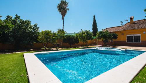 Villa Oasis Los Naranjos con jacuzzi 15 min Sevilla - Foto 4, Garden