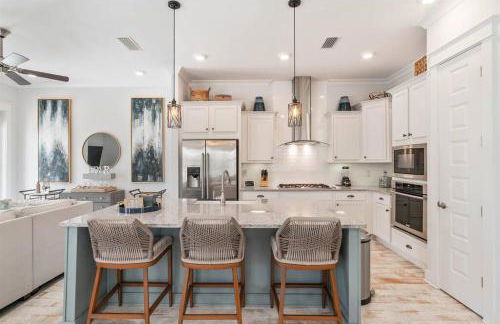 30A Top Rated! Heated Resort Pool+Golf Cart+Bikes+Bunks+Beach Gear - Foto 1