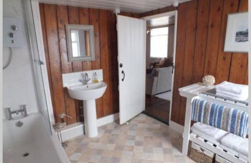 Charming original fishermans cottage on Dungeness beach - Photo 13