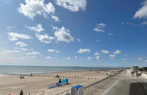 Ocean View Suite - Near Hythe - On Beach Seafront - Private Parking - Photo 20