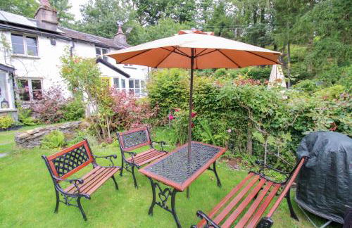 Milldam Cottage a characterful cottage in an elevated location above Coniston with walks from the door - Foto 16