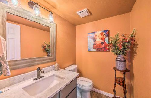 Unique and Modern Alto Home with Private Hot Tub! - Foto 16