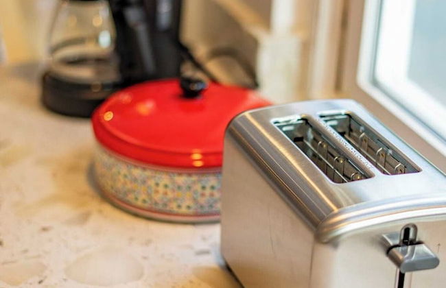 Serene Retreat & Modern Comforts in Rowland Heights - Foto 29