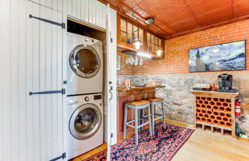 Downtown Essex Apartment - Steps to River! - Foto 8