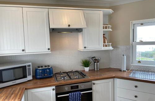 Extended Fishermans cottage with stunning sea views - Foto 20