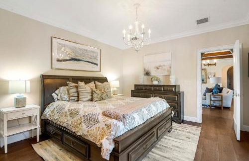 Spanish 4BR Compound w Casita & Private Yard - Foto 21