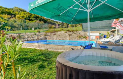 Awesome Home In Nespes - Foto 2