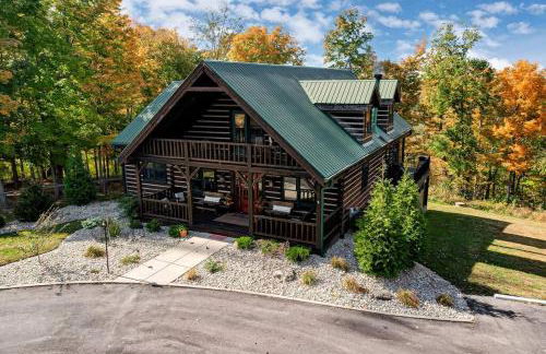 Large Log Cabin Chalet w/ Hot Tub - Horses & Lake! - Foto 63