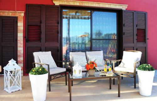 Villa Radiosa In Sicily with private fenced pool, Please read, leggete, HOST INFO for correct cost - Foto 56