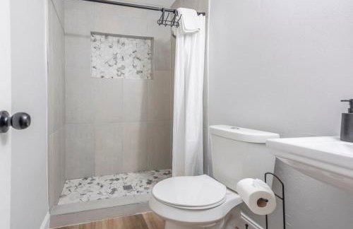 The Pineapple Express - Photo 24