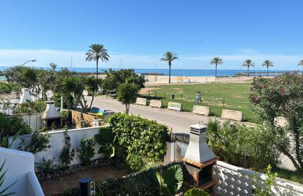 Espectacular Sunny House in the beach - Foto 1