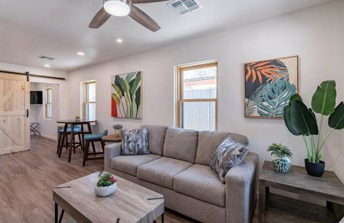 Downtown Bungalow -Duplex - EV Charger - Foto 65