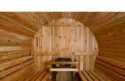 Sedona Uptown Gem!Large yard w grass and shade trees! Views!! NEW! BARREL SAUNA!!! Close to trails, walk to Uptown Sedona, restaurants and shopping - Foto 46